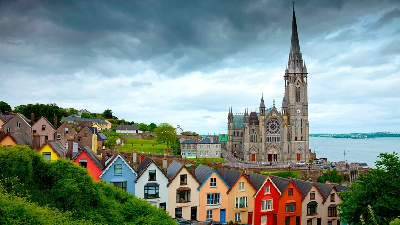 Which cities in Ireland receive most of the tourism?